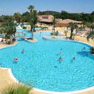 Camping Resort Les Champs Blancs
